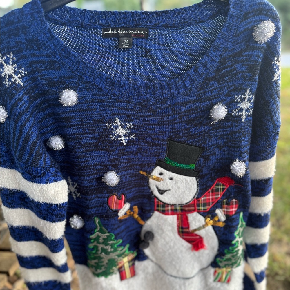 United States‎ Sweaters Navy and Black Knit Sweater